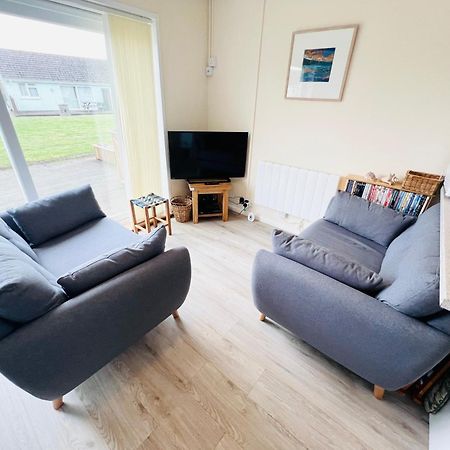 2 Bedroom Bungalow Sv58, Seaview, Isle Of Wight Free Wi-Fi Buitenkant foto